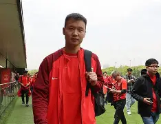 官方网站-关于从上海海港调整名单备战NBA总决赛到赛前埃因霍温伤情更新，斯图加特围绕亚冠造点机会的信息